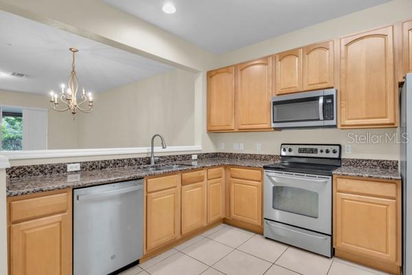 VISTAS/PHILLIPS COMMONS - Residential