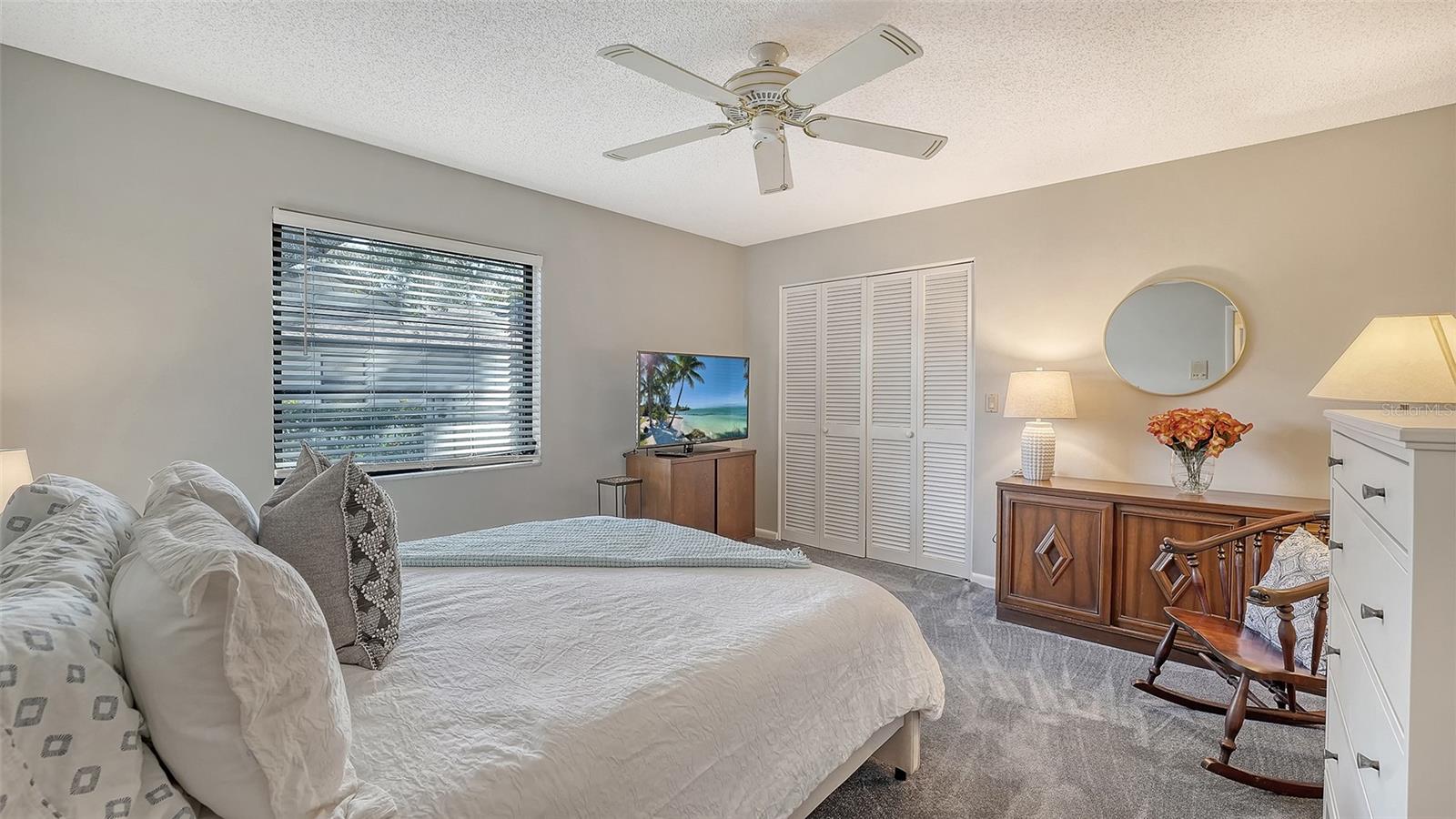 CENTER GATE ESTATES PH 01B - Residential