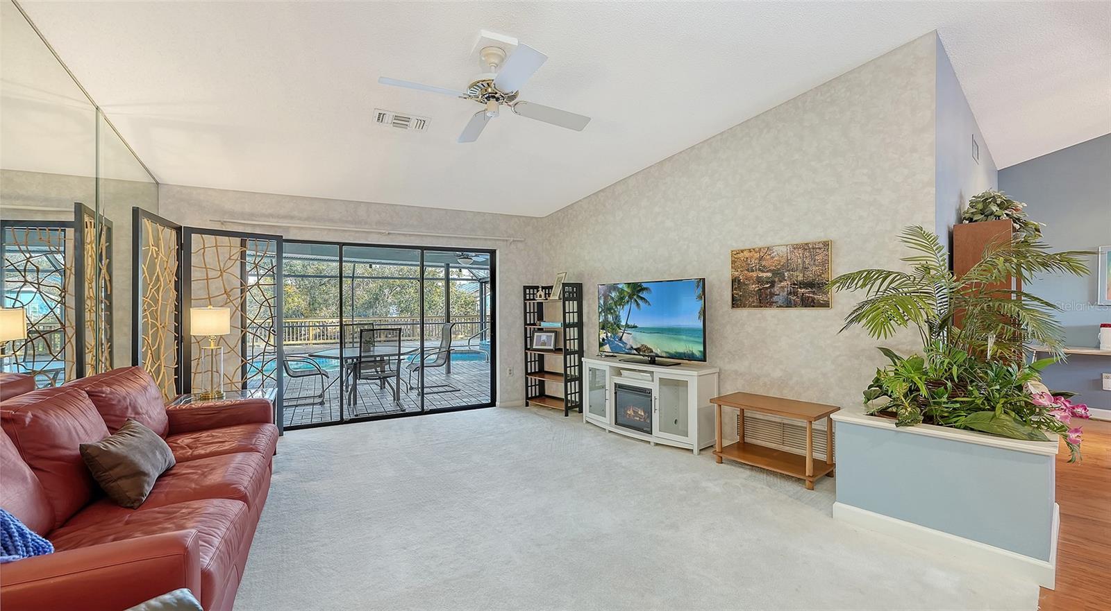 CENTER GATE ESTATES PH 01B - Residential