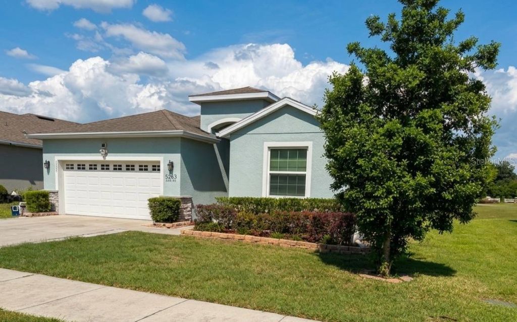 Photo of 5703 SW 50th Avenue, Ocala, FL 34474 (MLS # OM723558)