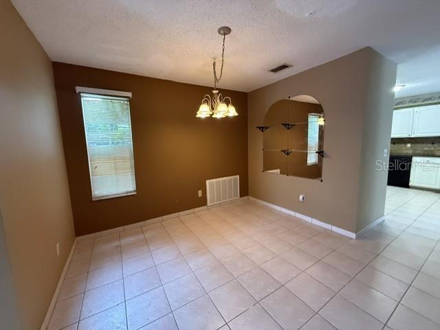 6588 PICCADILLY LANE