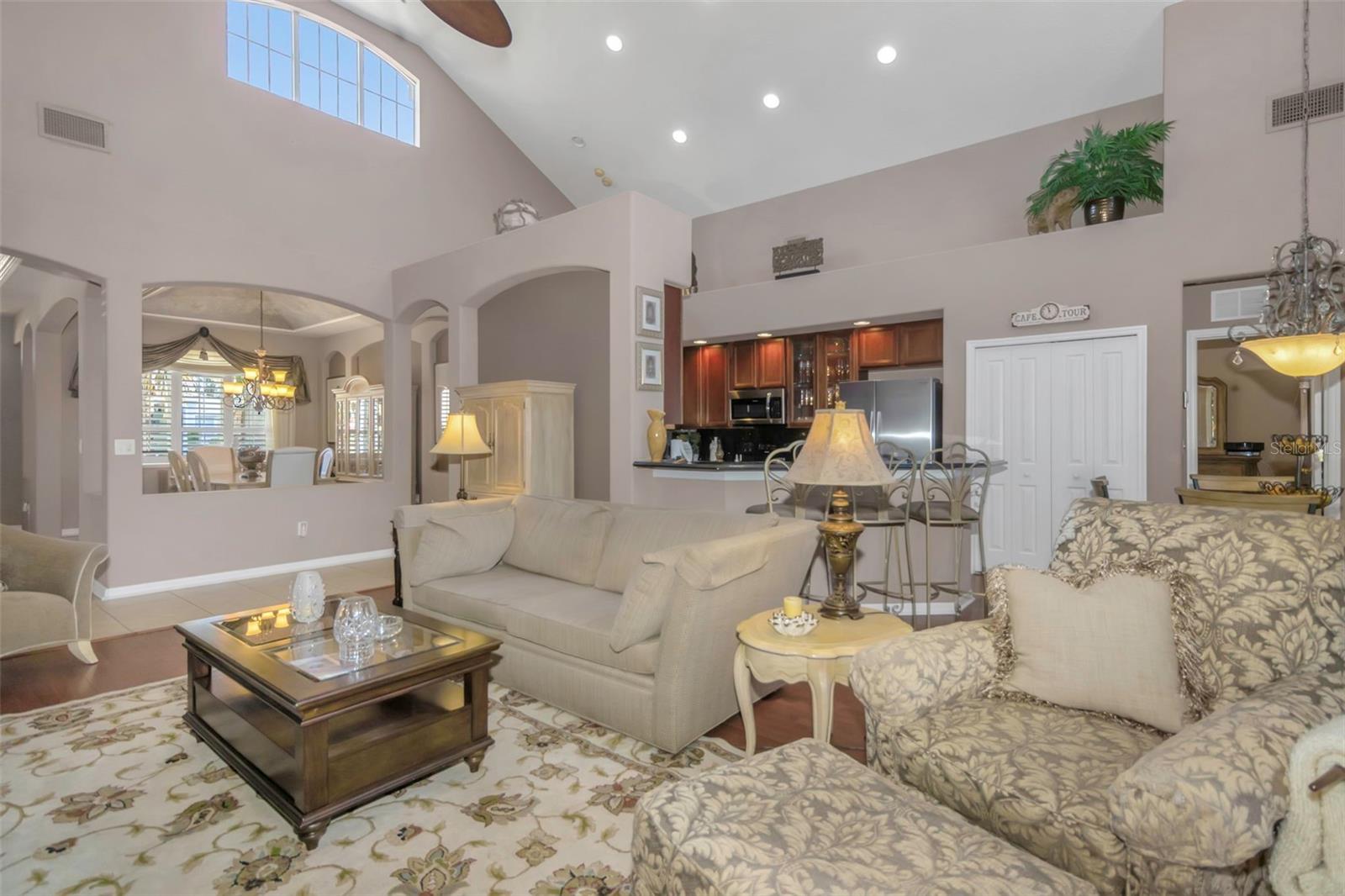 THOUSAND OAKS PH 02 03 04 05 - Residential