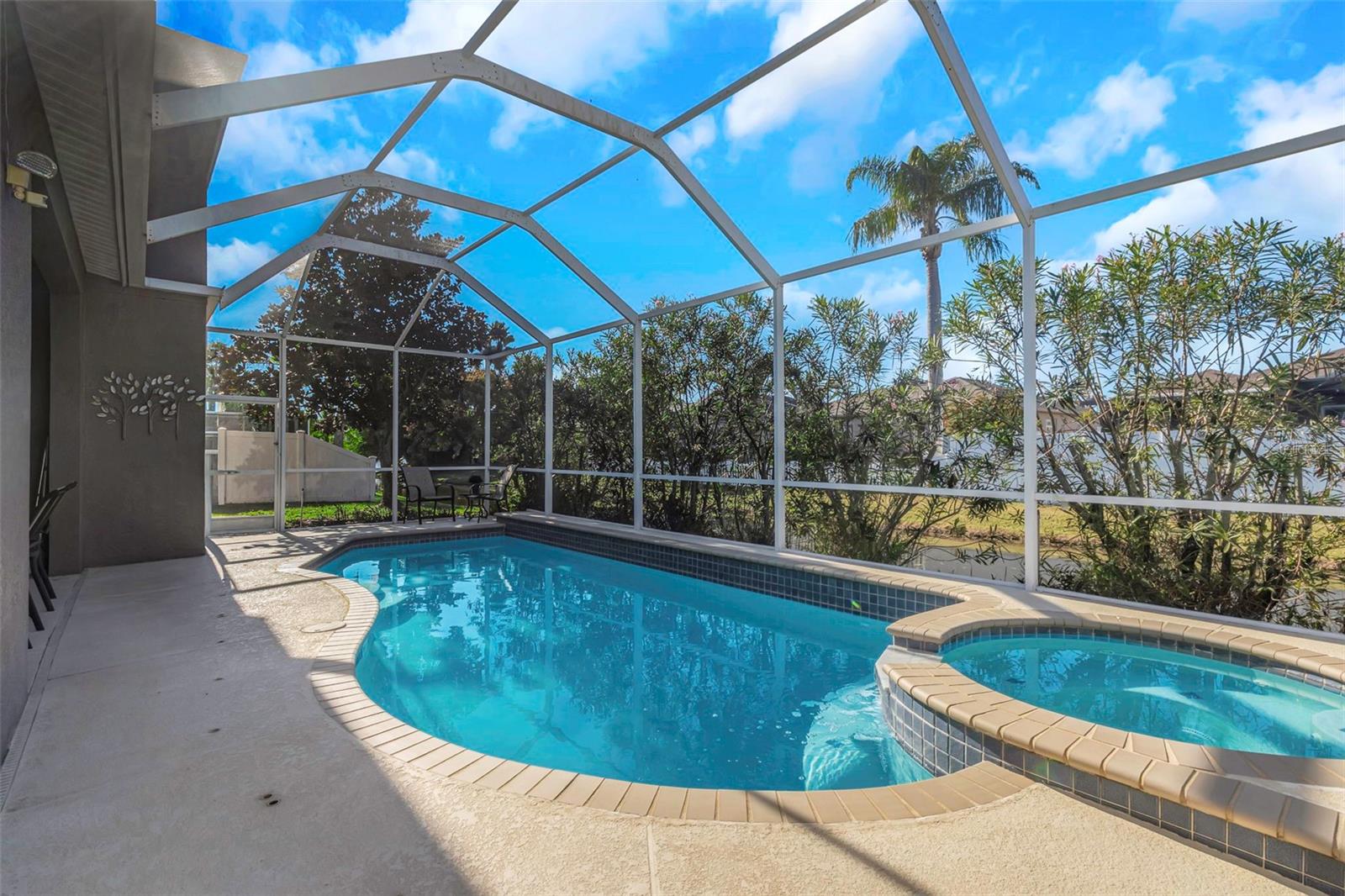 THOUSAND OAKS PH 02 03 04 05 - Residential