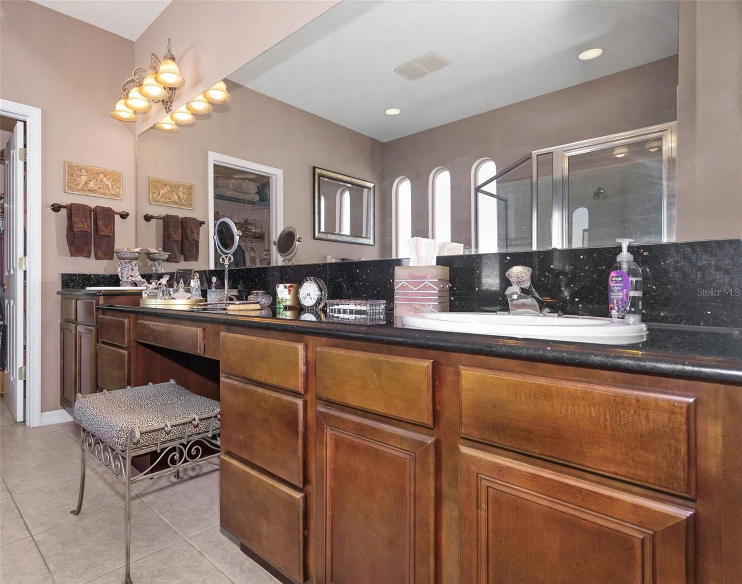 THOUSAND OAKS PH 02 03 04 05 - Residential