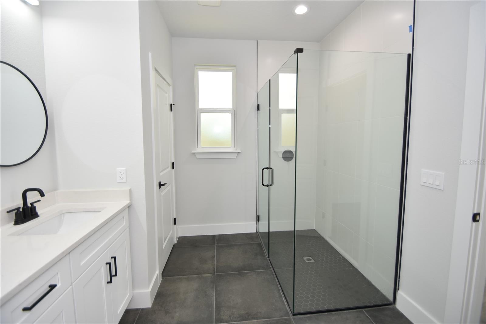 PINE LAKES - Residential Lease