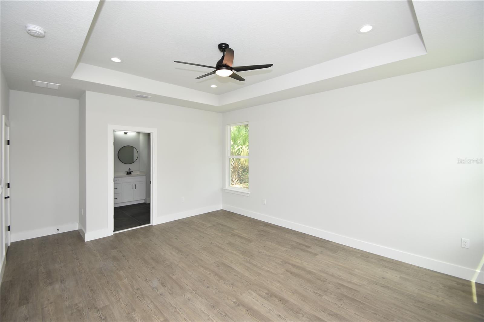 PINE LAKES - Residential Lease