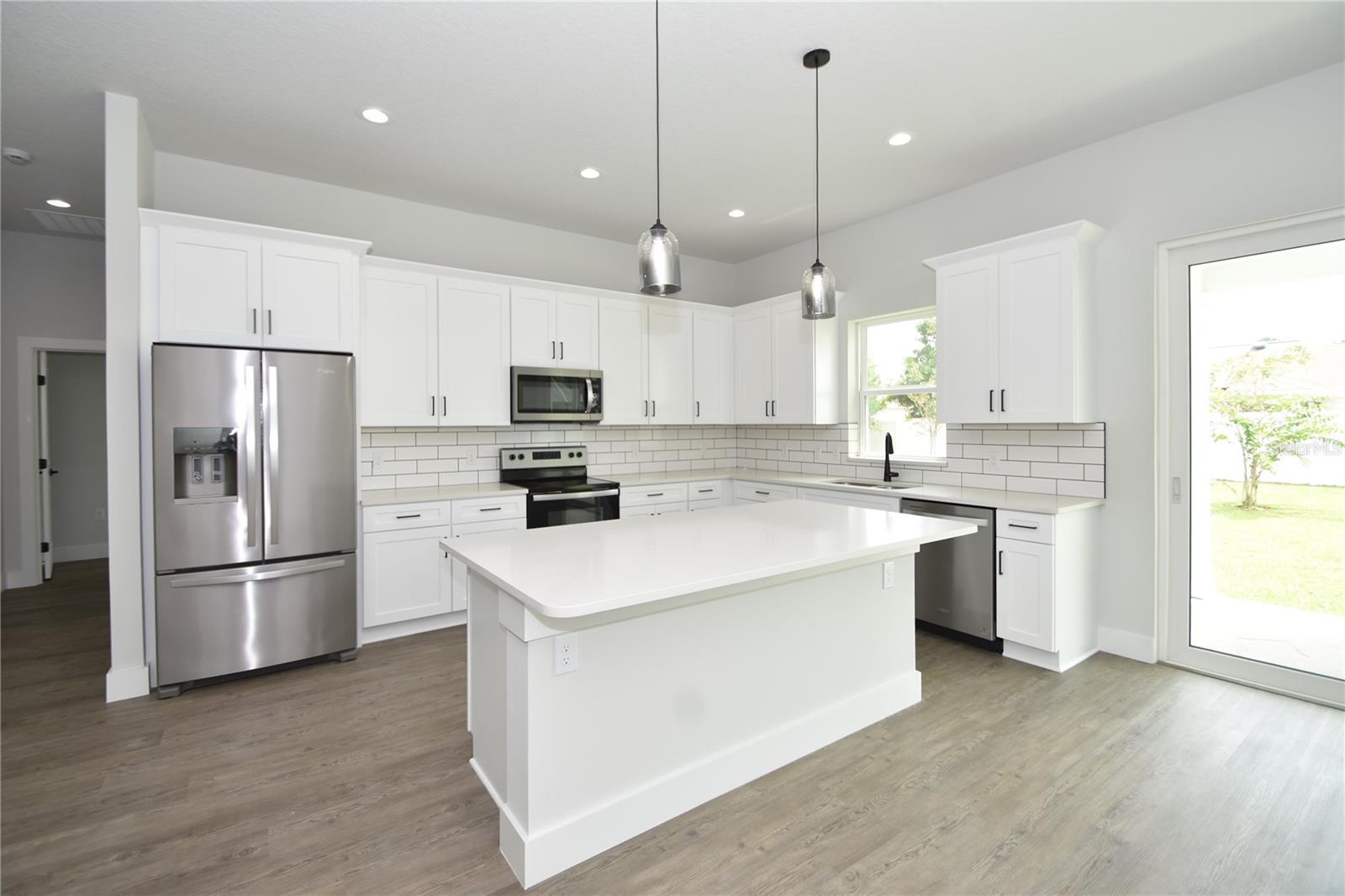 PINE LAKES - Residential Lease