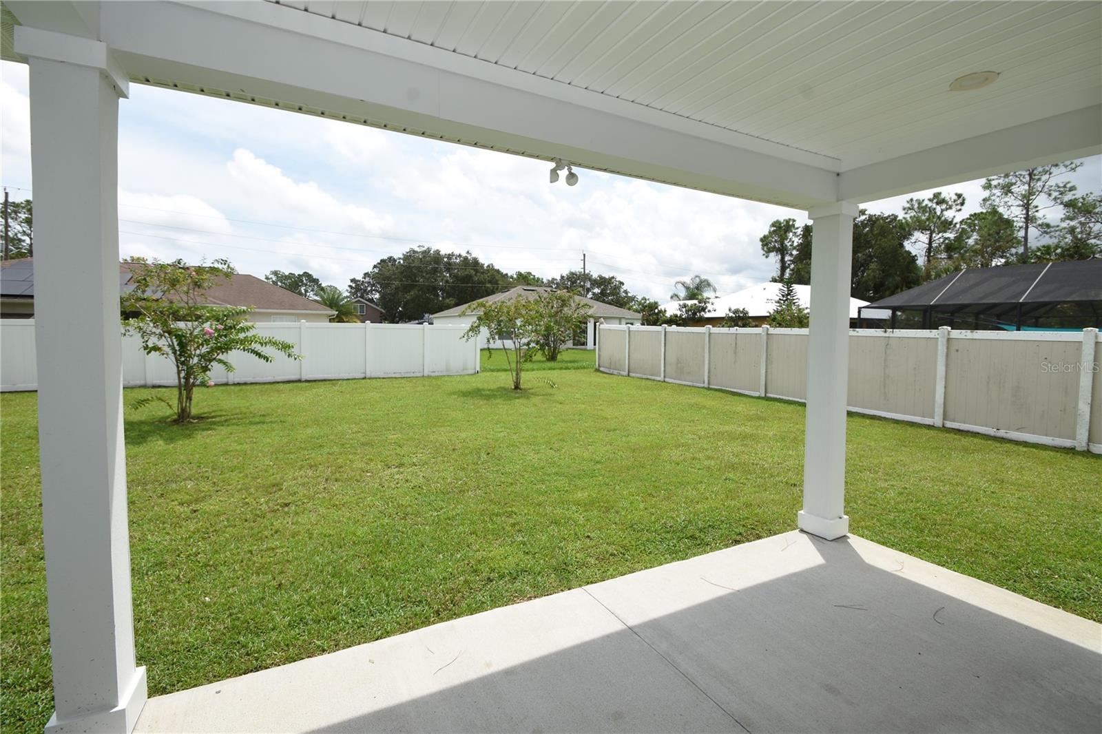 PINE LAKES - Residential Lease