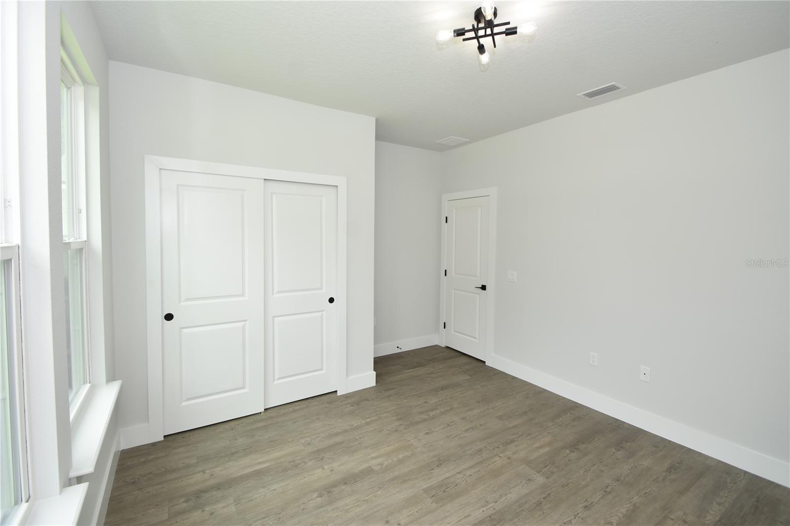 PINE LAKES - Residential Lease