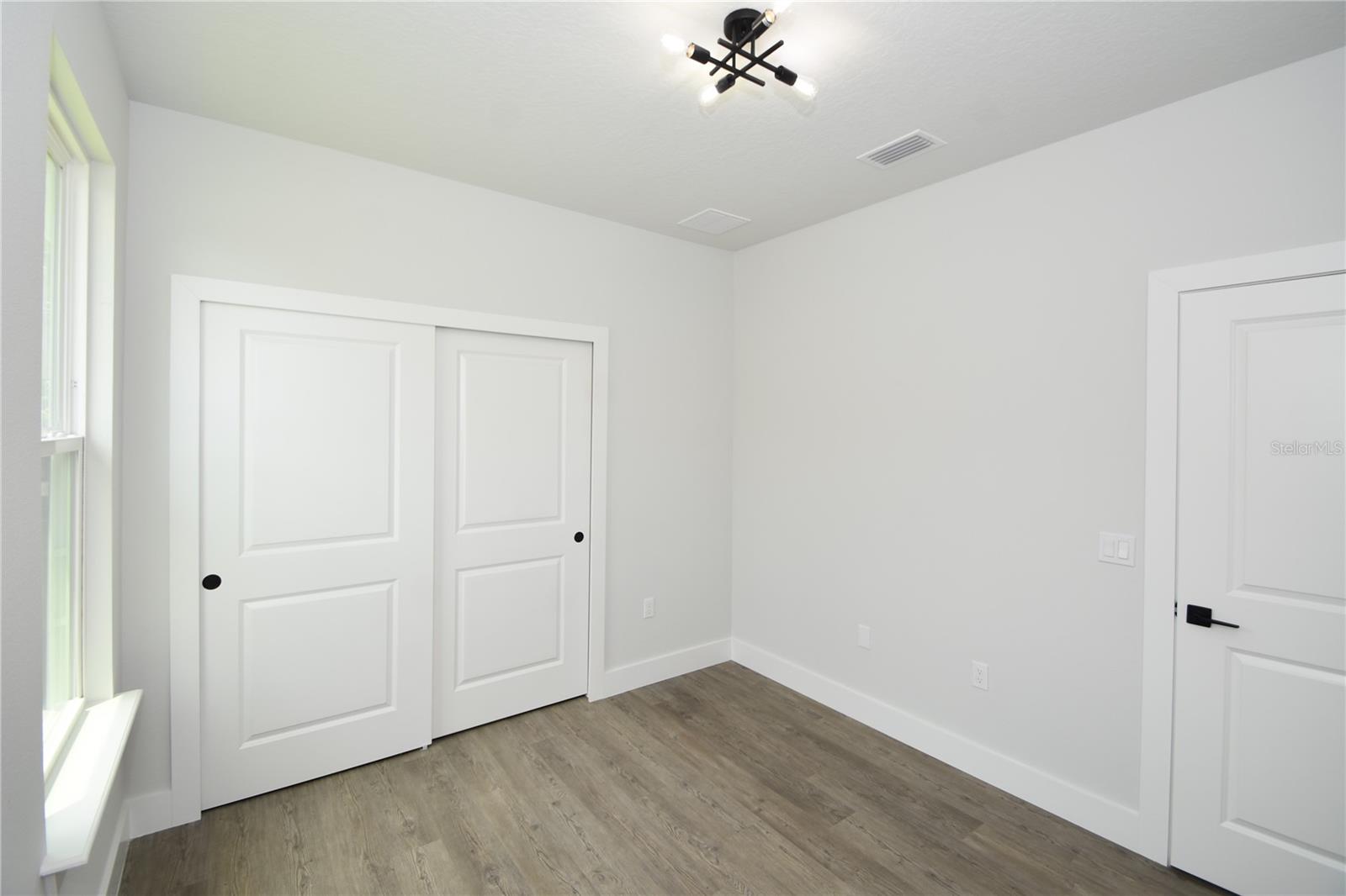 PINE LAKES - Residential Lease