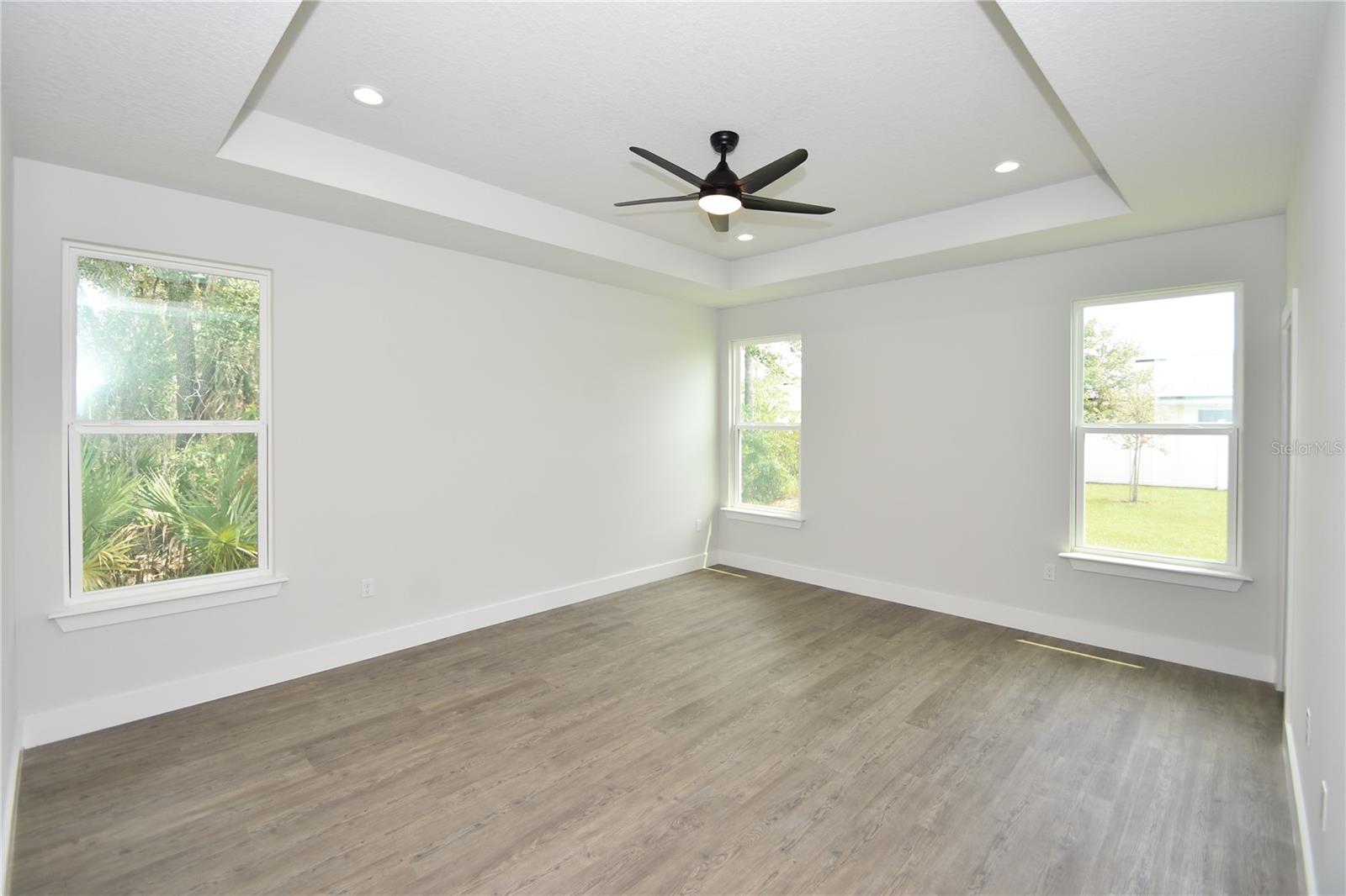 PINE LAKES - Residential Lease