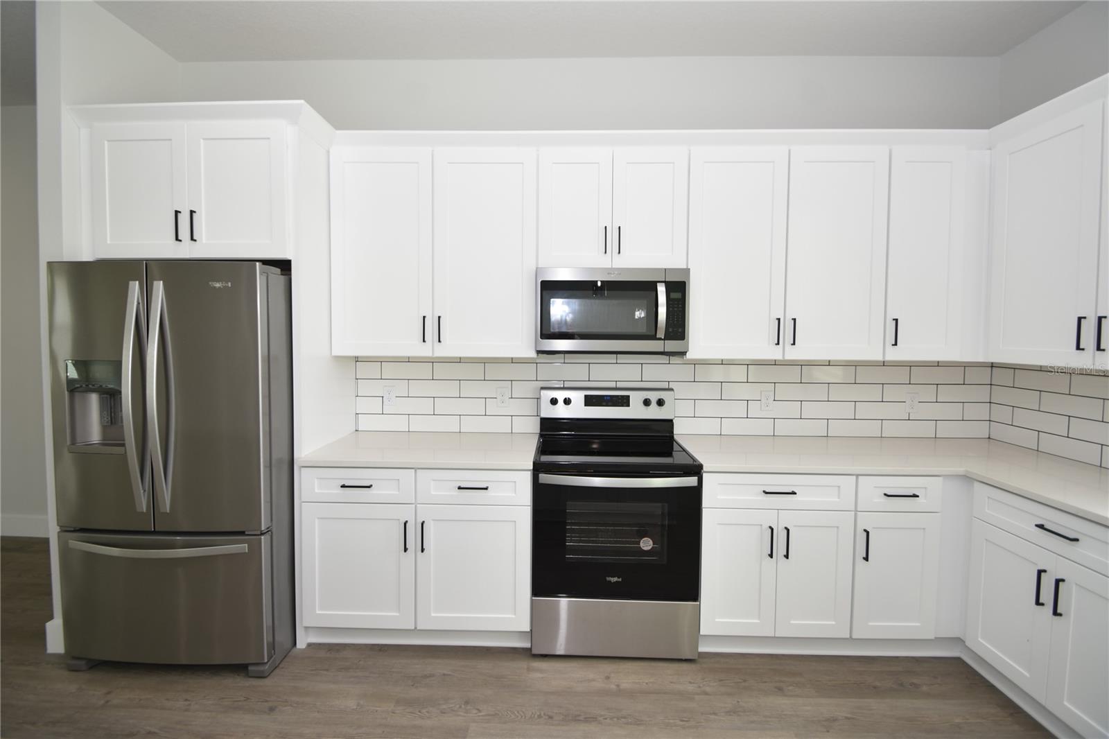 PINE LAKES - Residential Lease