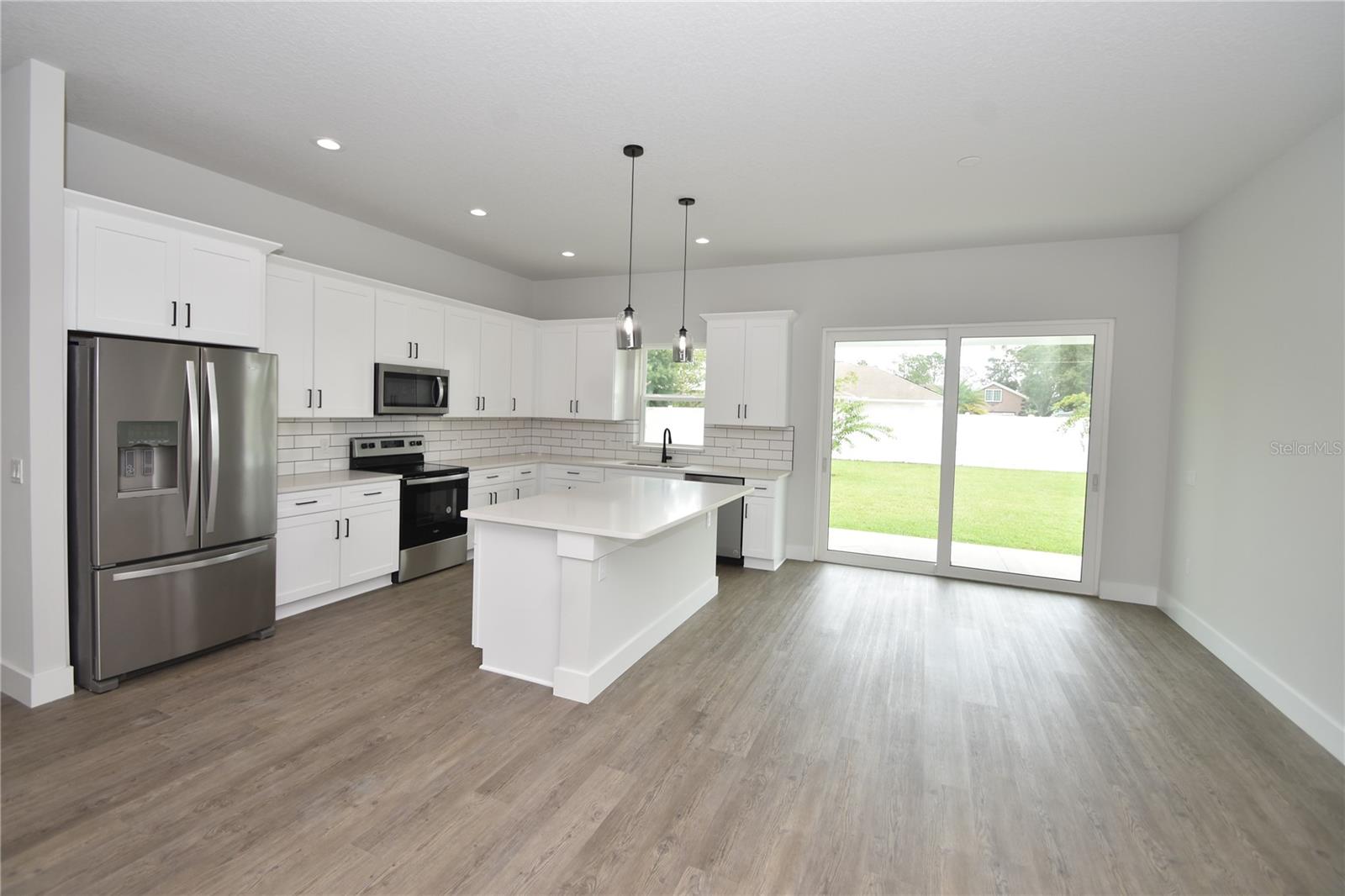 PINE LAKES - Residential Lease