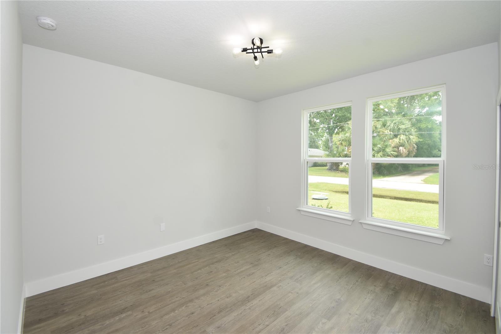 PINE LAKES - Residential Lease