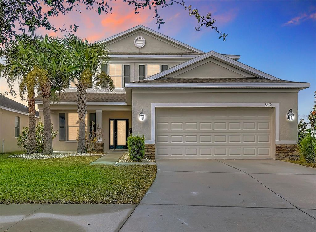 Photo of 8310 Willow Beach Drive, Riverview, FL 33578 (MLS # TB8423926)
