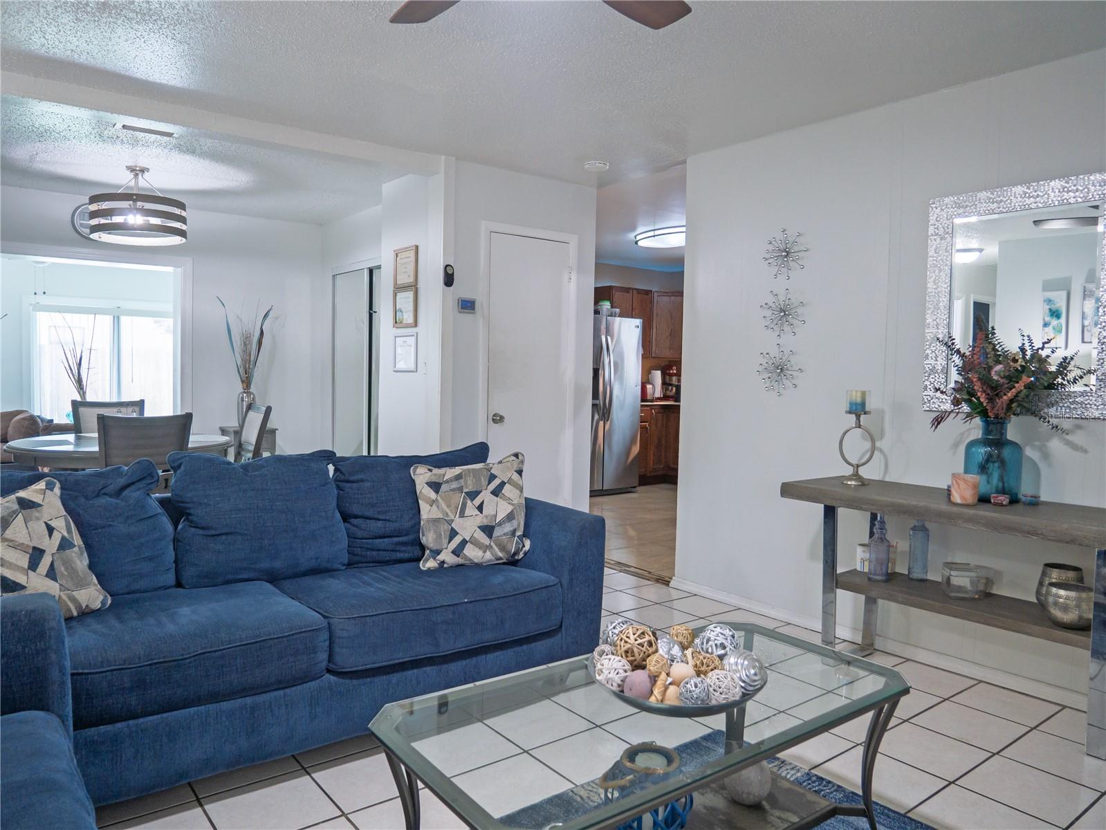 TWIN LAKES MNR - Residential
