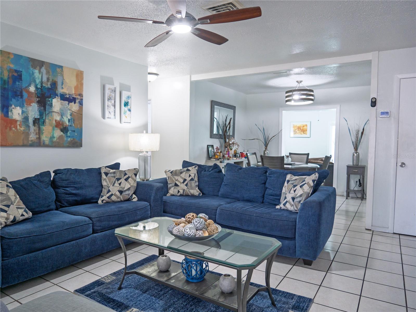 TWIN LAKES MNR - Residential