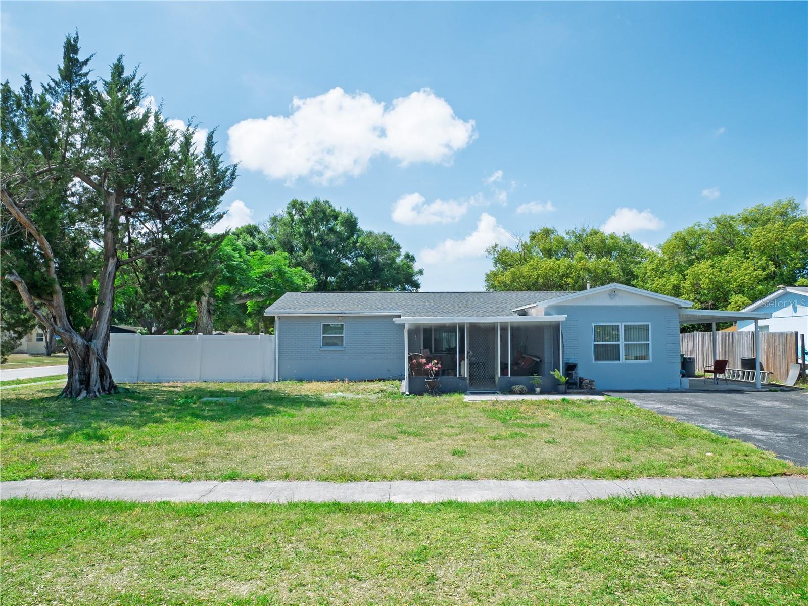 TWIN LAKES MNR - Residential