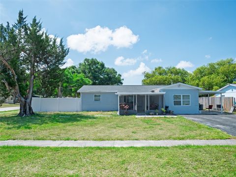 Photo of 6436 Cardinal Dr, Clearwater, FL 33760 (MLS # TB8504140)