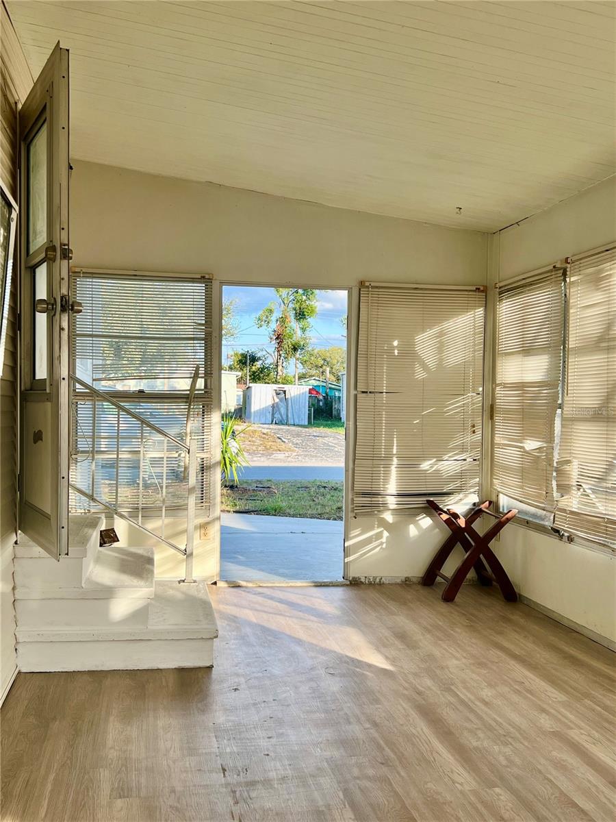 BUENA VISTA 5TH ADD - Residential