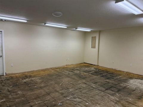 Tiny photo for 4547 NW 44th Avenue, Ocala, FL 34482 (MLS # OM712615)