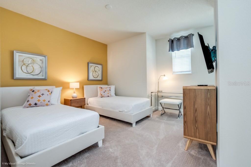 RETREAT AT SILVER CREEK SUB - Residential