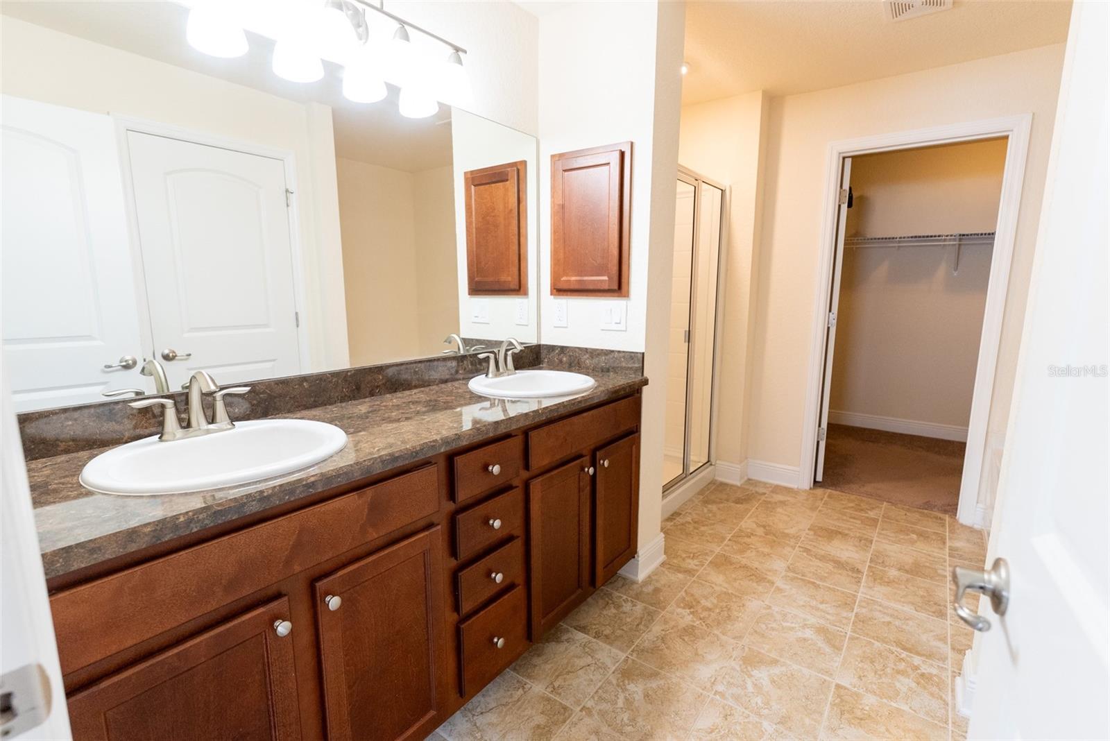 COBBLESTONE NORTH - Residential