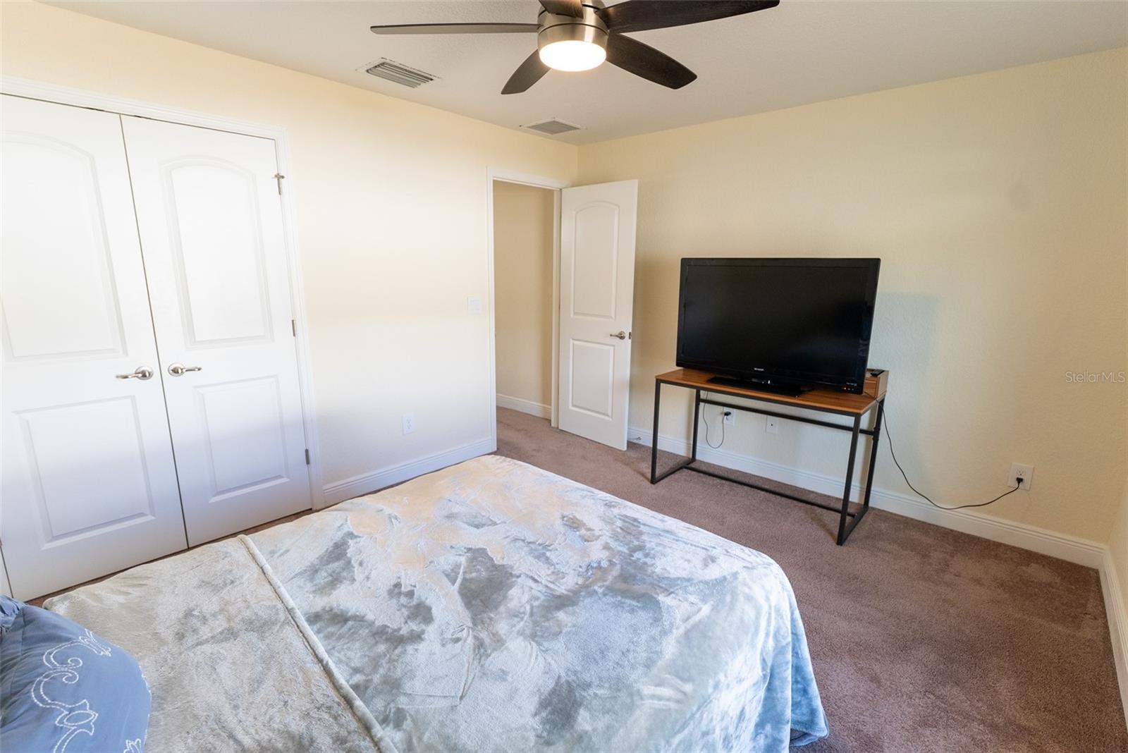 COBBLESTONE NORTH - Residential