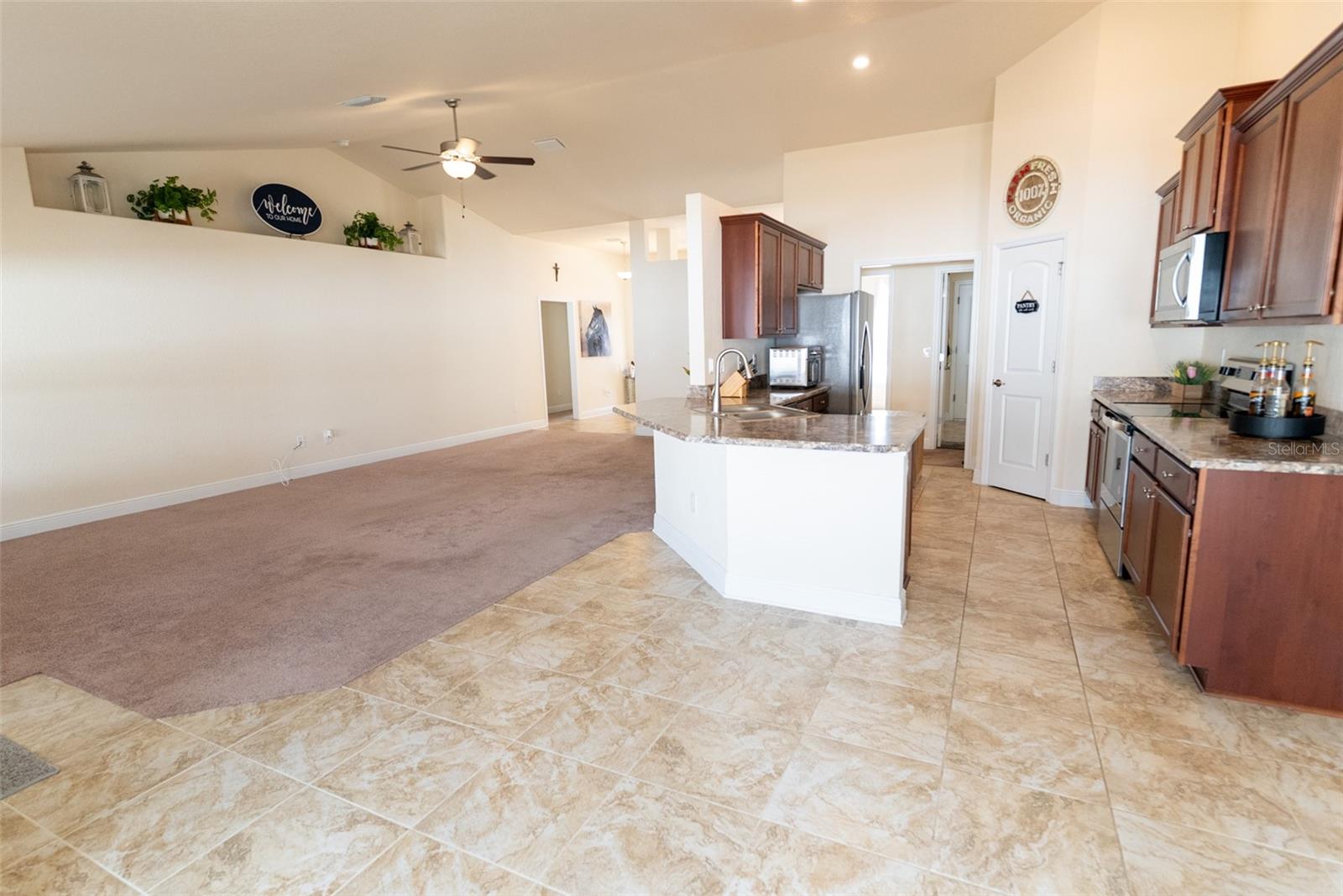 COBBLESTONE NORTH - Residential