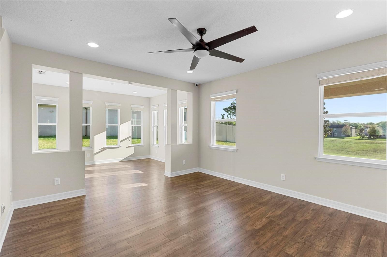2383 REGENCY PARK DRIVE