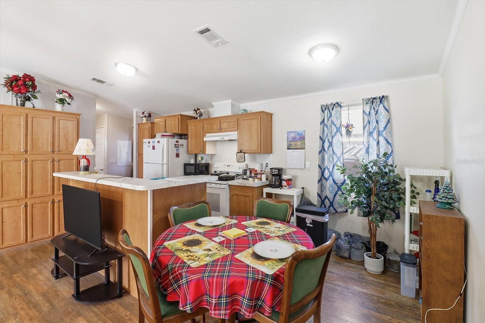 APACHE SHORES UNIT 11 - Residential