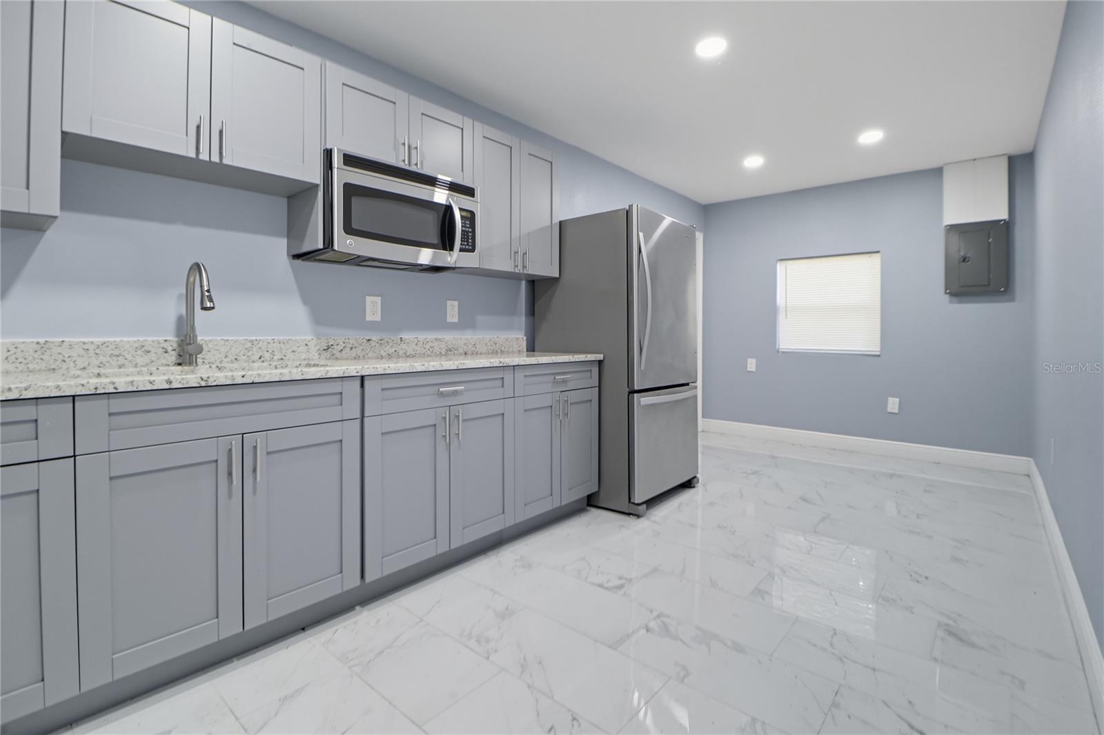 NORTHSIDE MOBILE VILLA UNIT 1 - Residential