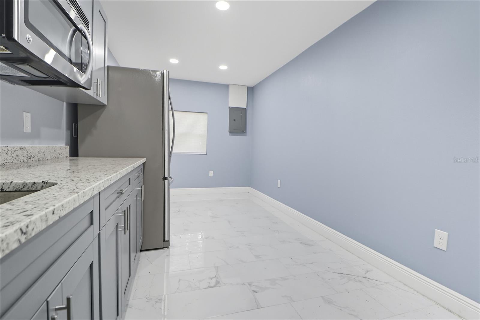 NORTHSIDE MOBILE VILLA UNIT 1 - Residential