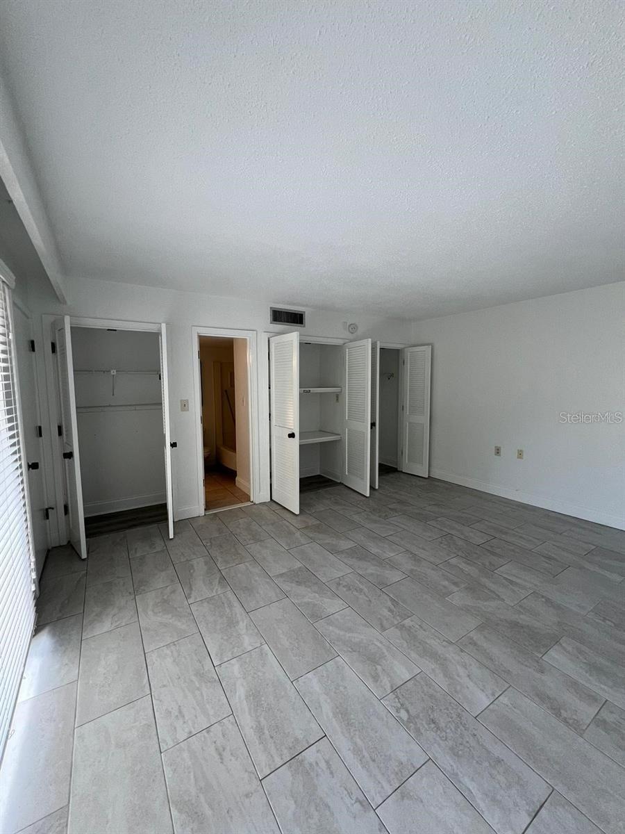 GRENELEFE CONDO BURN-WAY N UNIT 01 02 03 & 04 - Residential Lease