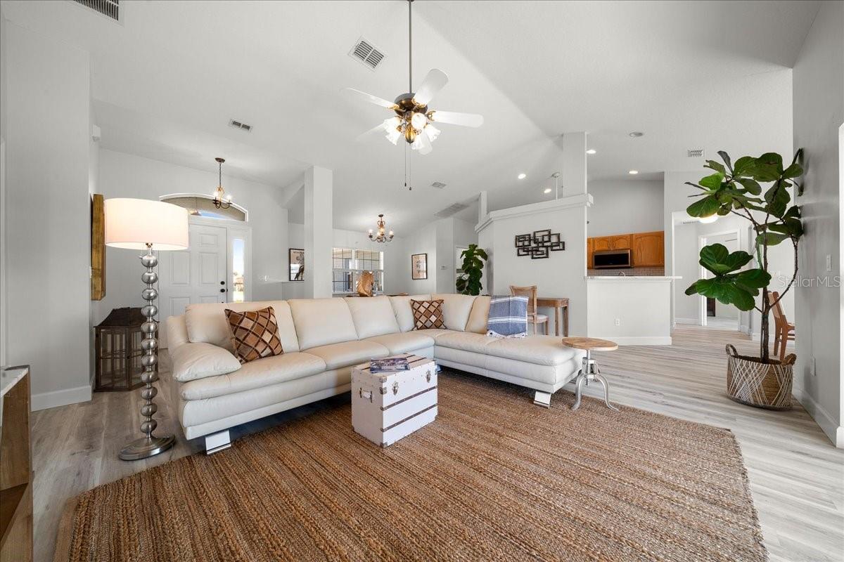 5048 NW 32ND PLACE