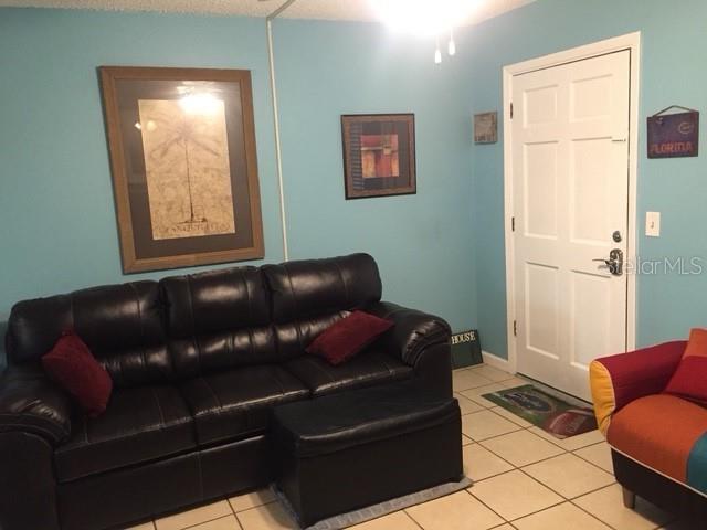 EL CERRITO CONDO - Residential Lease