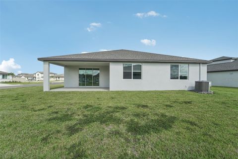 A home in PARRISH