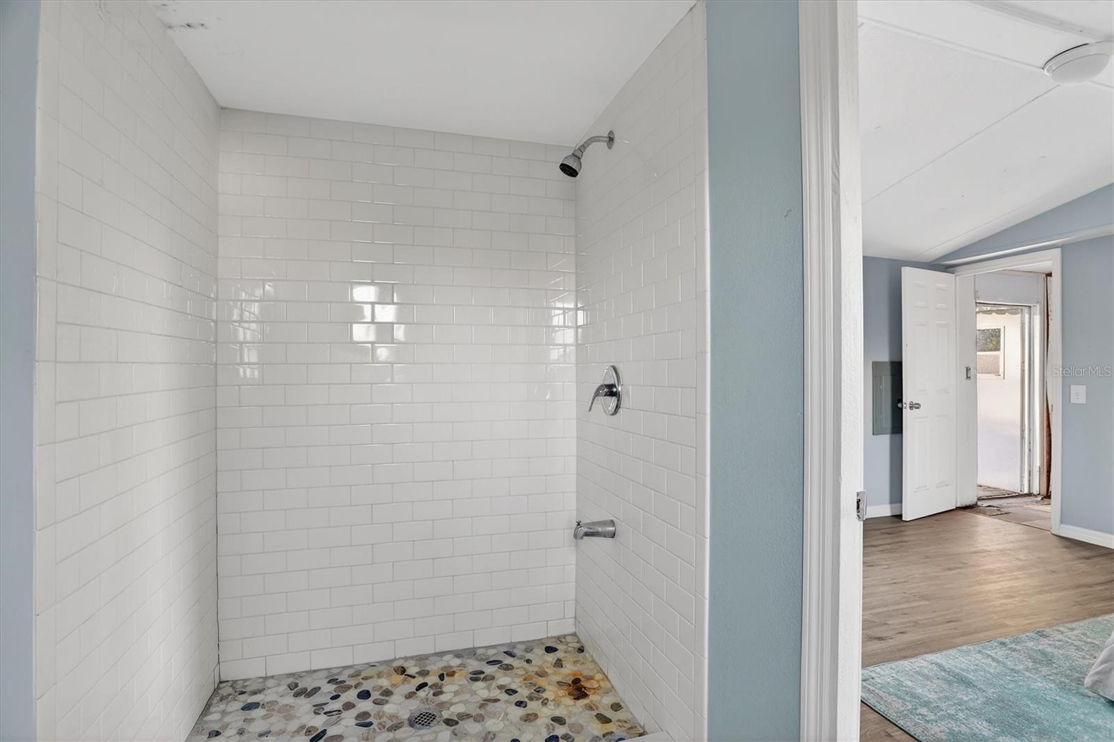 WOODHAVEN FARMS UNREC - Residential