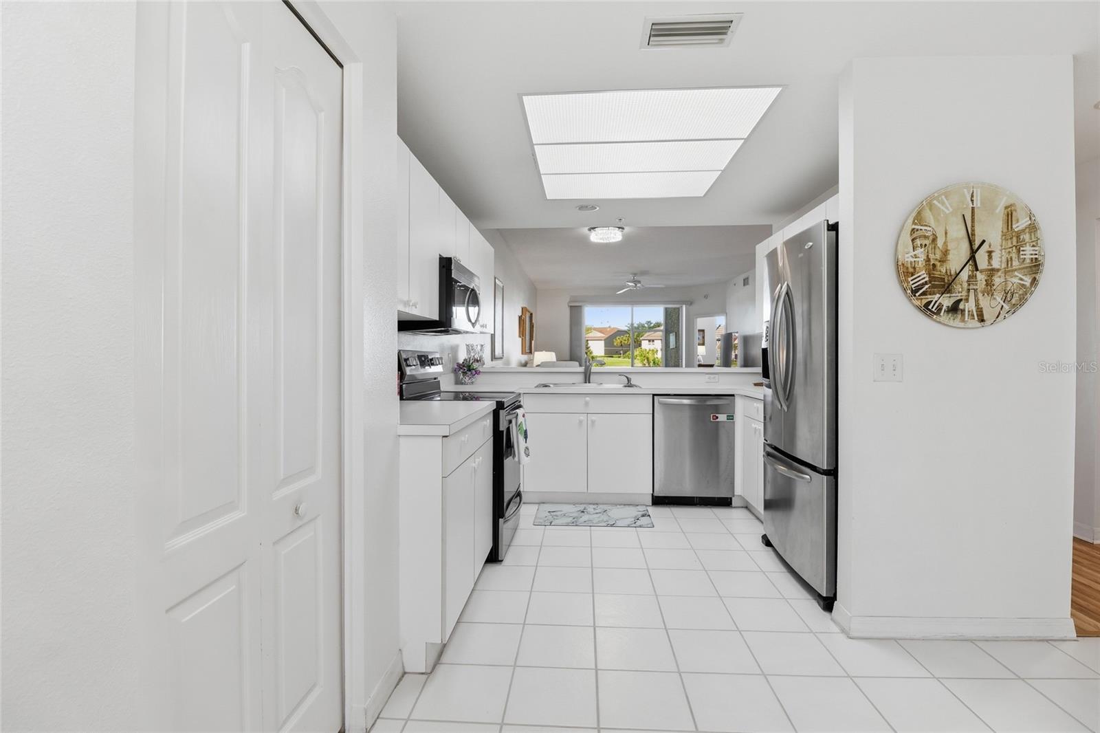 VERANDA 4 AT HERITAGE OAKS - Residential