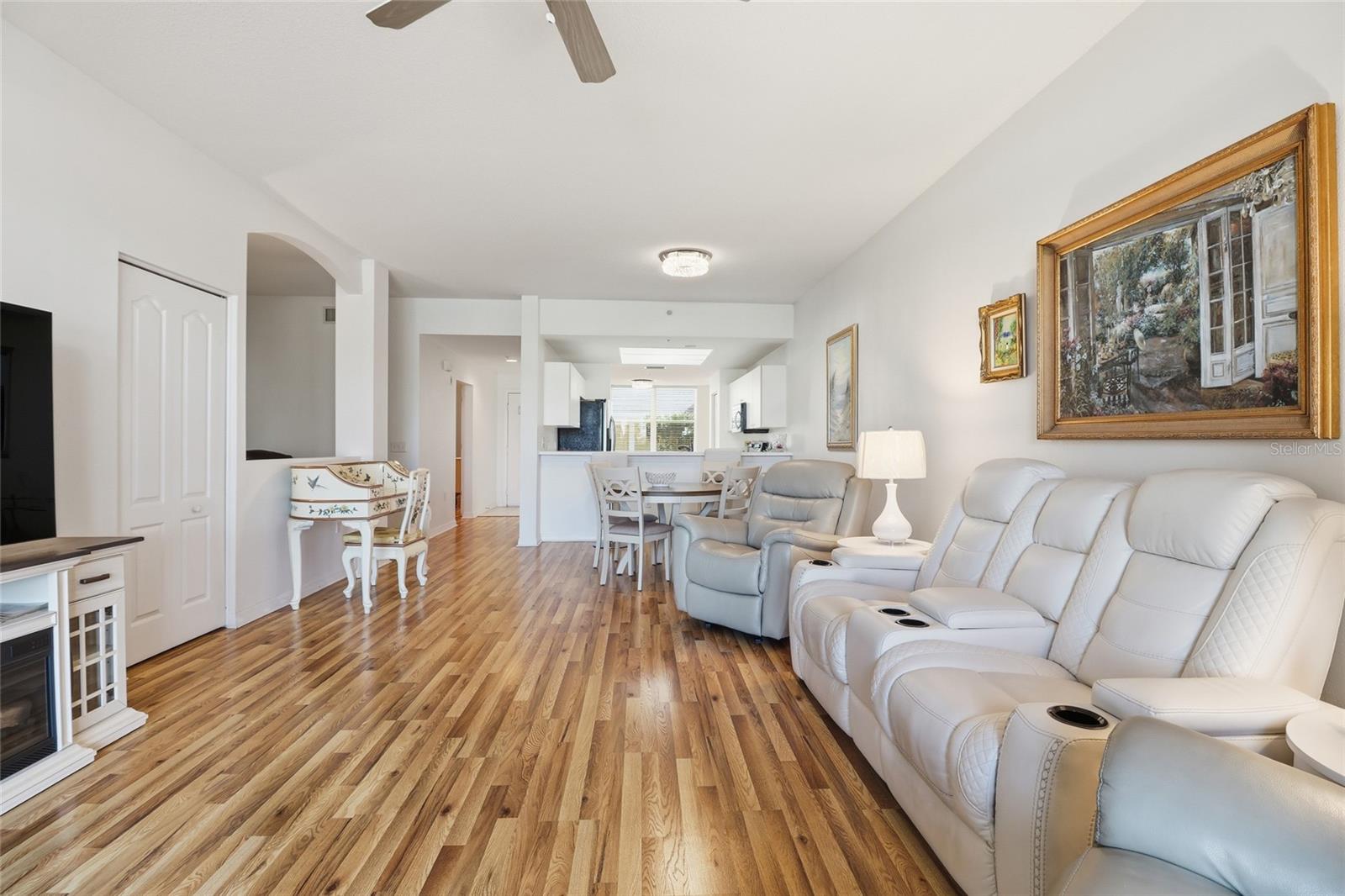 VERANDA 4 AT HERITAGE OAKS - Residential