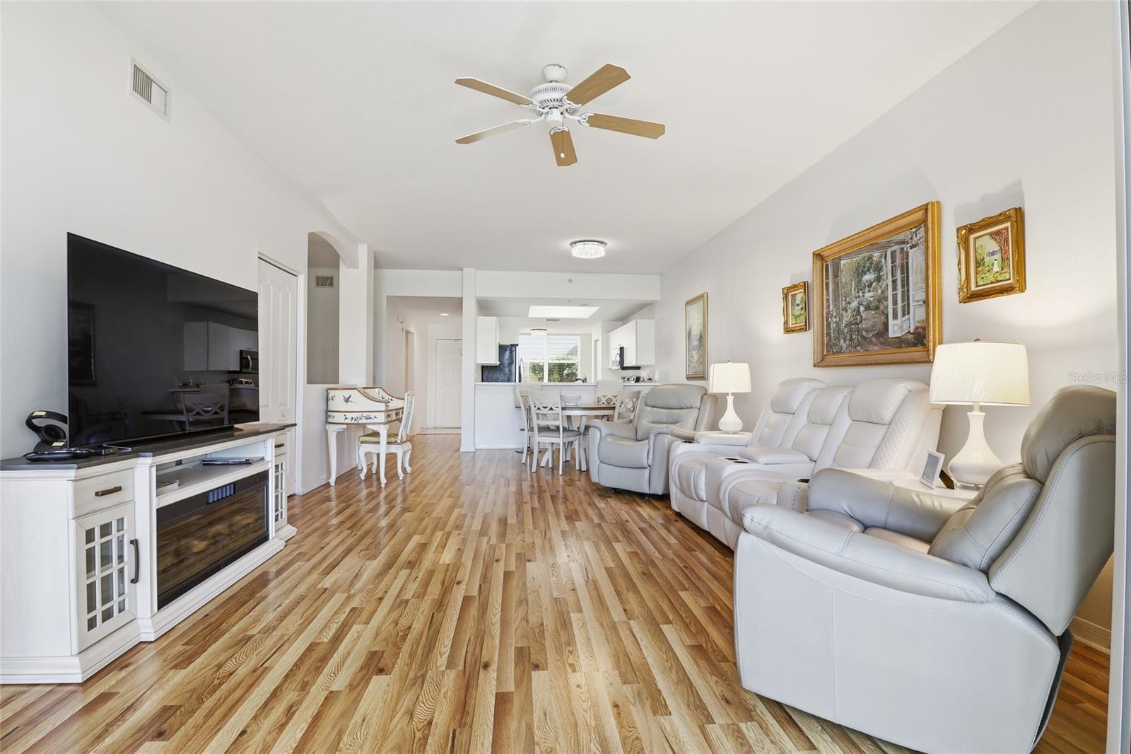 VERANDA 4 AT HERITAGE OAKS - Residential