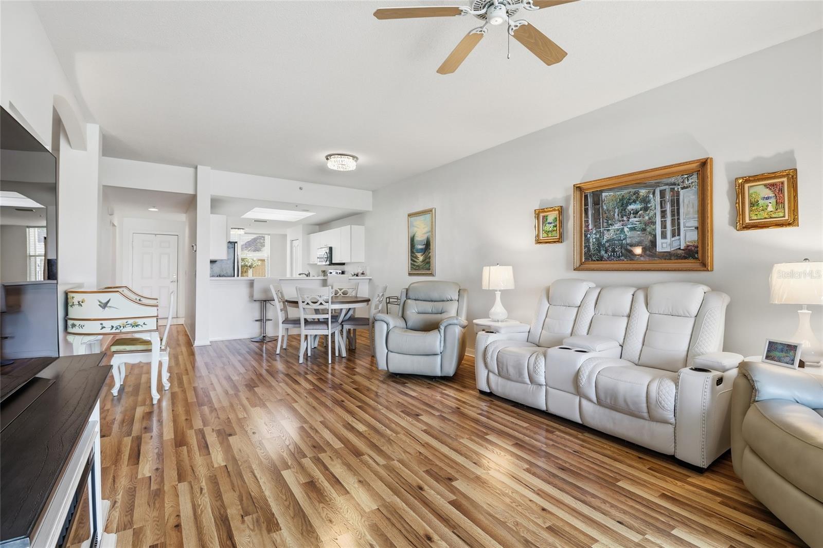 VERANDA 4 AT HERITAGE OAKS - Residential