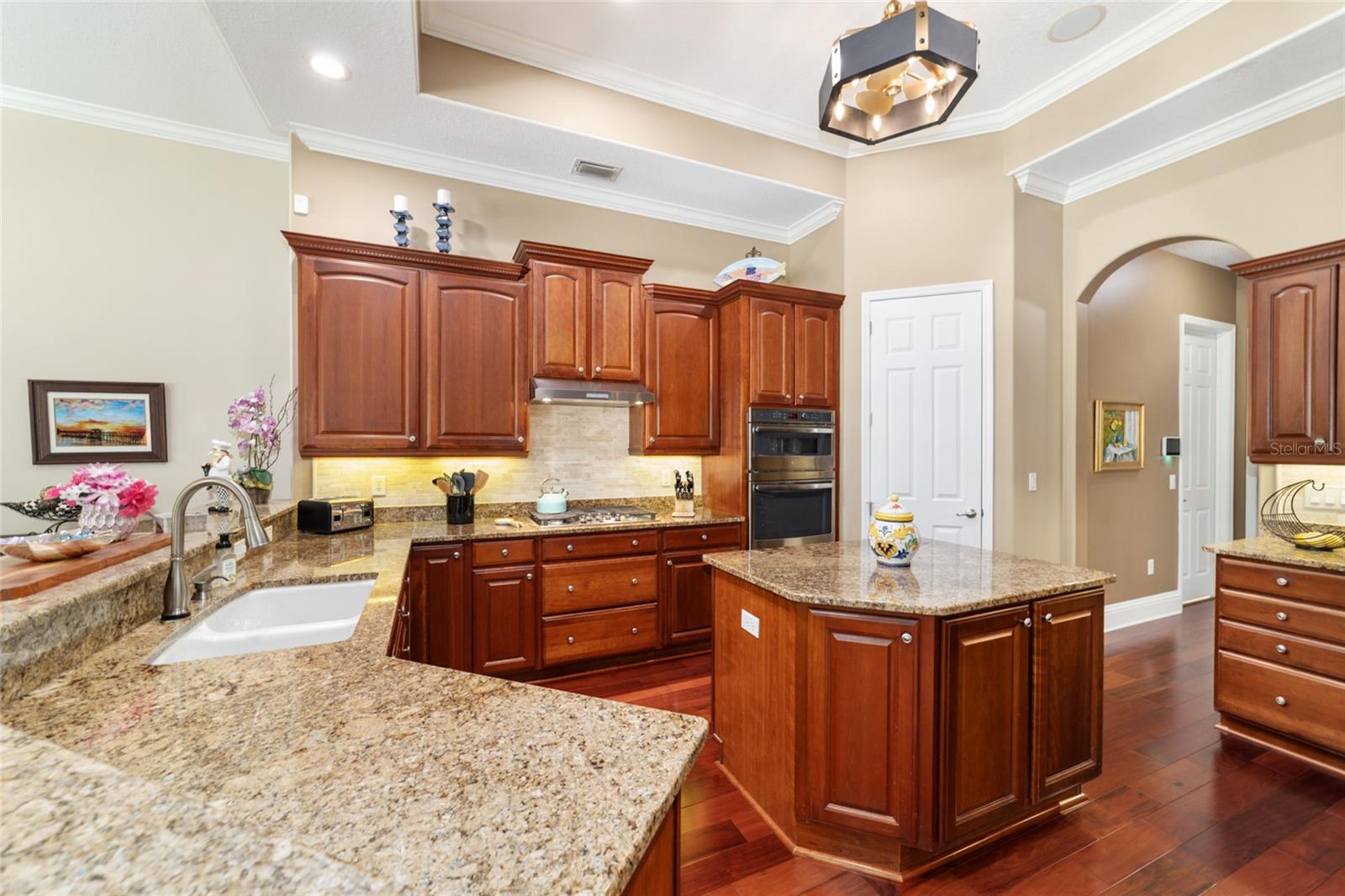 BELLECHASE WOODLANDS - Residential