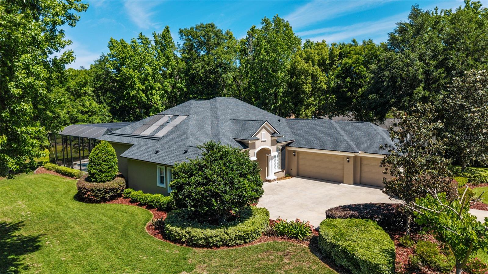 BELLECHASE WOODLANDS - Residential