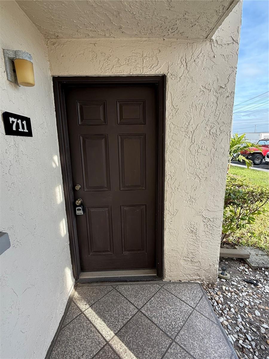 BOULEVARD CLUB THE CONDO - Residential