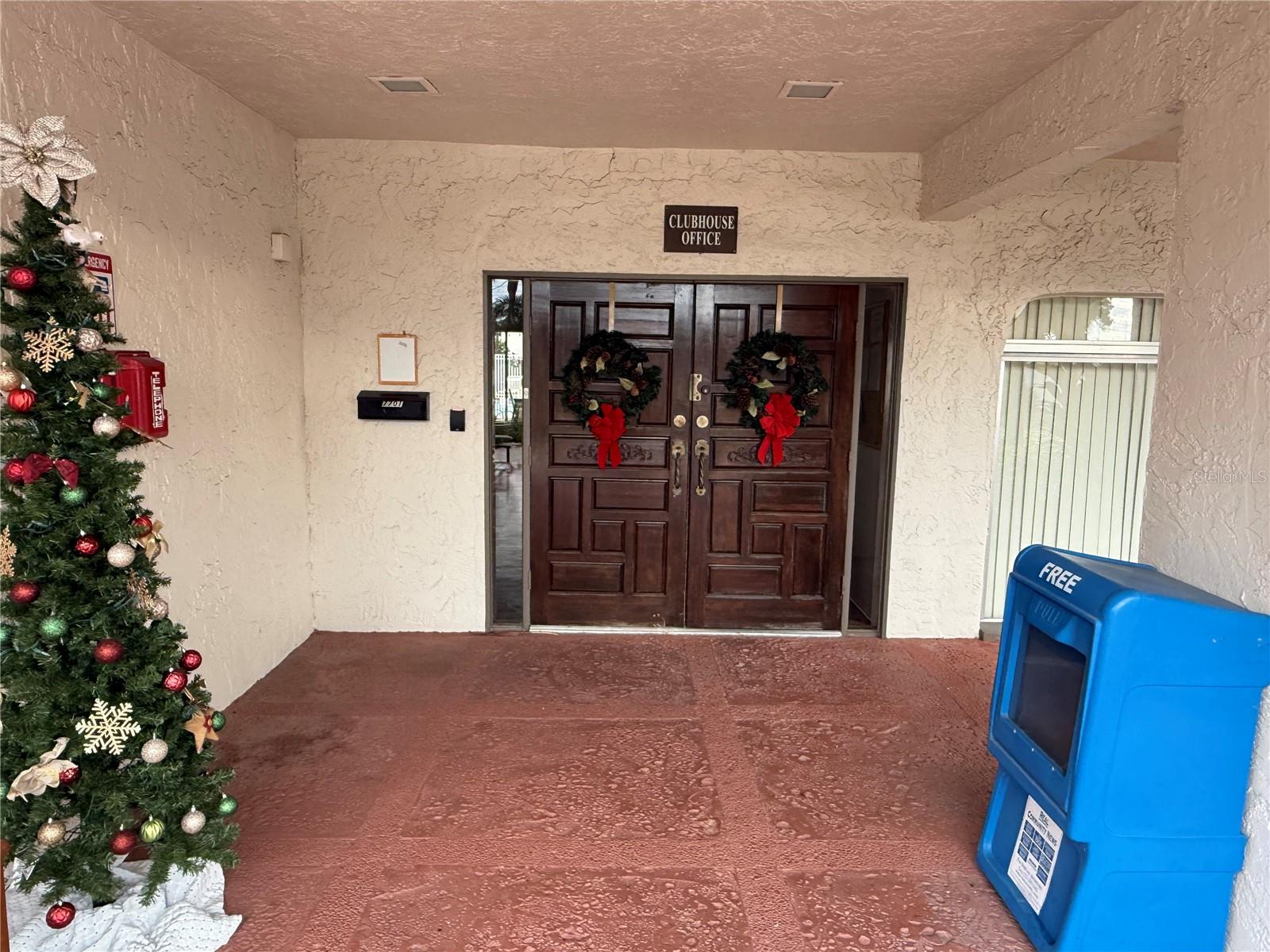 BOULEVARD CLUB THE CONDO - Residential