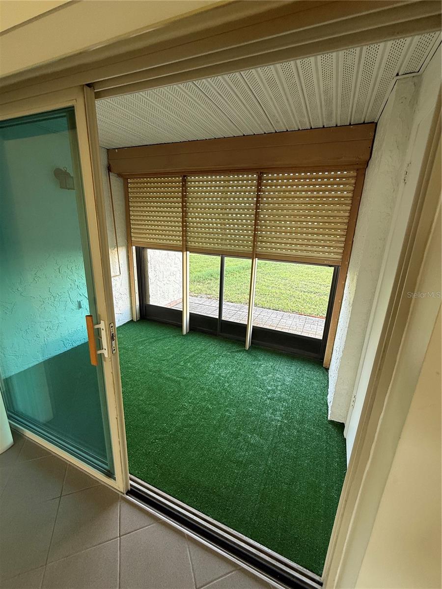 BOULEVARD CLUB THE CONDO - Residential