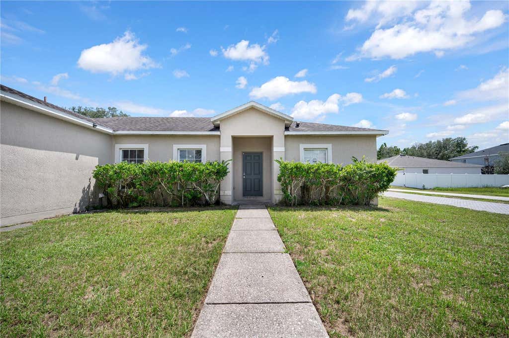 Photo of 433 Lakeview Road, Poinciana, FL 34759 (MLS # O6433226)