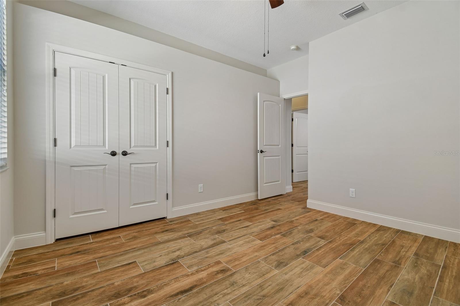 BLOOMINGDALE VILLAGE PH I SUB - Residential