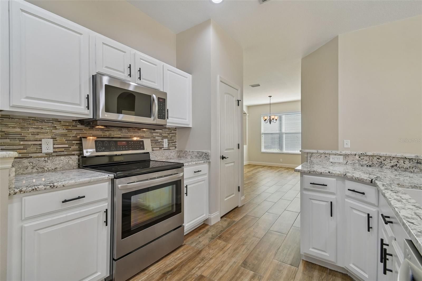 BLOOMINGDALE VILLAGE PH I SUB - Residential